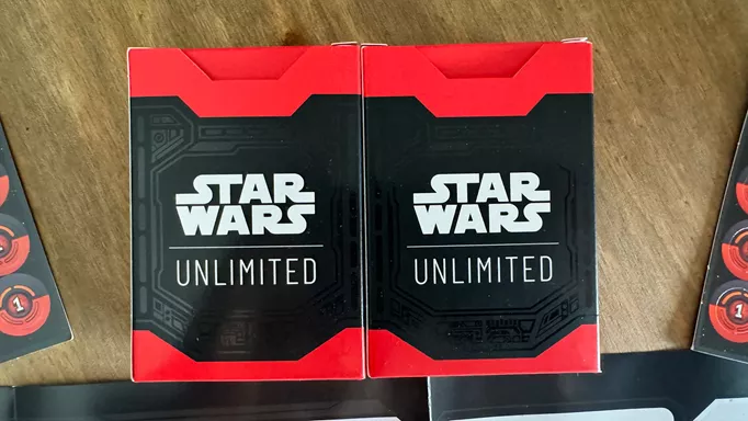 Deck boxes and tokens in Star Wars Unlimited