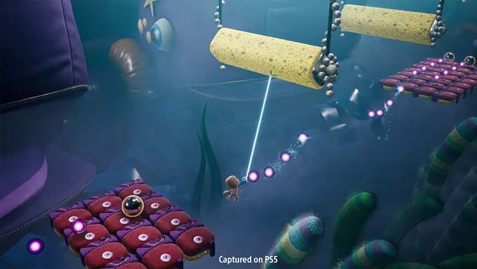 Gameplay screenshot of Sackboy: A Big Adventure, one of the best multiplayer PS5 games
